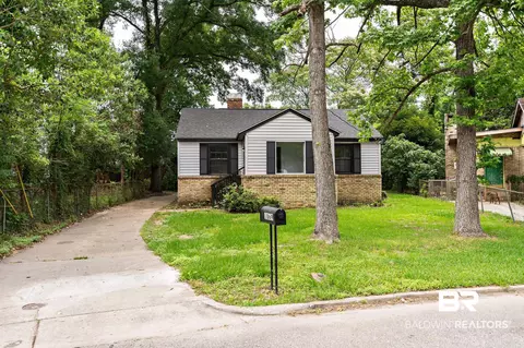 1869 S Mott Dr, Mobile, AL 36617 photo 2