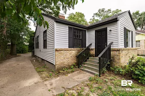 1869 S Mott Dr, Mobile, AL 36617 photo 4