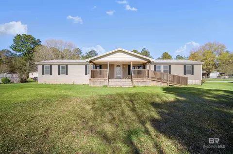 9011 Wilmer Georgetown Rd, Wilmer, AL 36587
