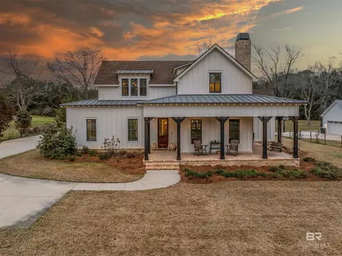 125 Song Grove Blvd, Fairhope, AL 36532