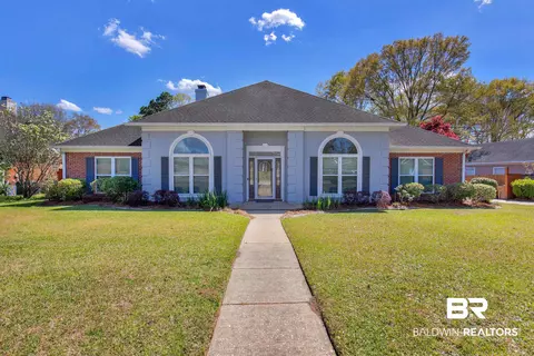 7673 Pembroke Cir, Mobile, AL 36695