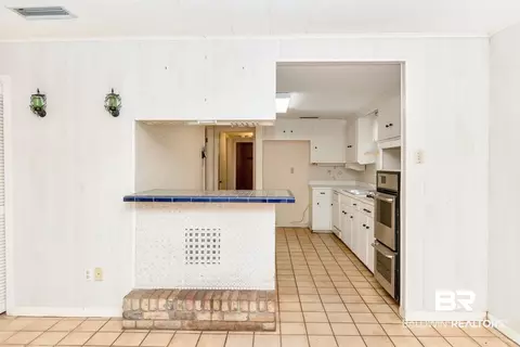 3715 Conway Dr, Mobile, AL 36608 photo 3