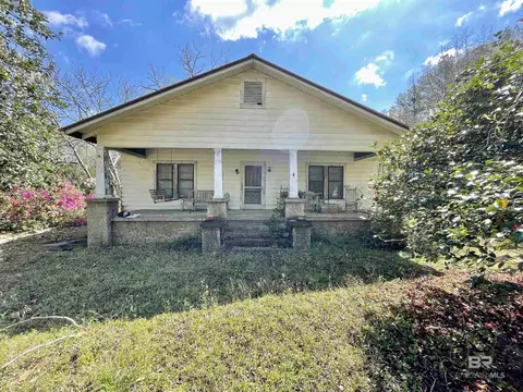 1922 Highway 31, Castleberry, AL 36432