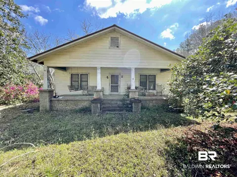 1922 Highway 31, Castleberry, AL 36432