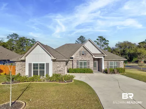 110 Ornate Ave, Fairhope, AL 36532