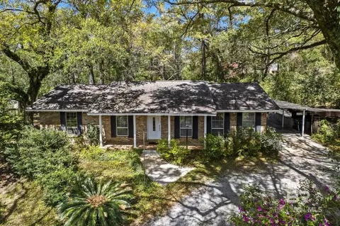 207 Beall Ln, Daphne, AL 36526