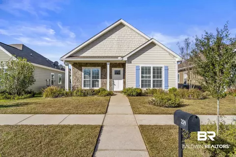 259 Galaxy St, Fairhope, AL 36532