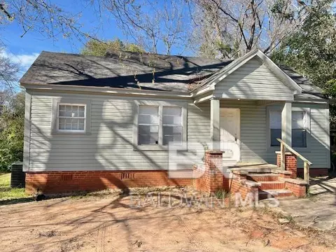 98 E Pine St, Monroeville, AL 36460 photo 1