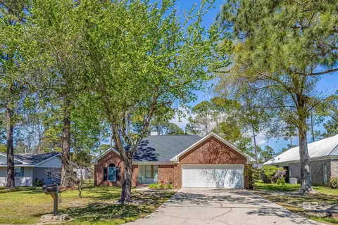 318 W 22nd Ave, Gulf Shores, AL 36542