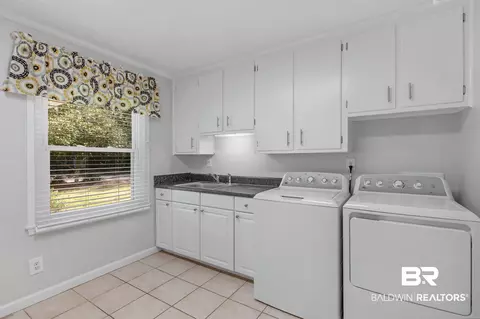3070 Riverside Dr, Mobile, AL 36605 photo 20