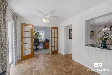 3070 Riverside Dr, Mobile, AL 36605 photo 14