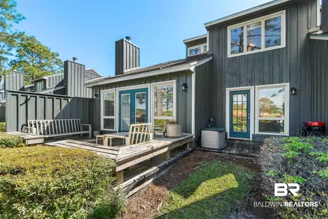 1701 Regency Rd #121, Gulf Shores, AL 36542