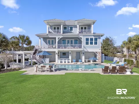 4029 Landfall Dr, Pensacola, FL 32507