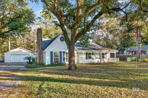 14213 River Oaks Dr, Foley, AL 36535