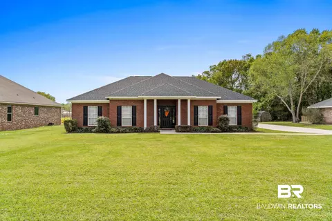 18640 E Hammond St, Robertsdale, AL 36567