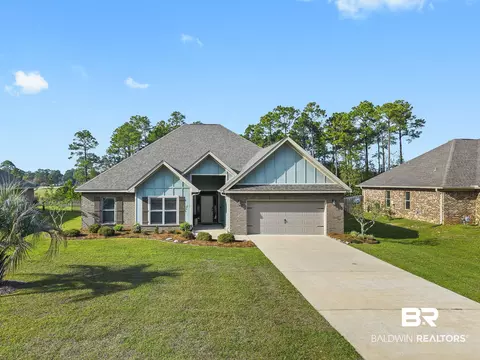 833 Wedgewood Dr, Gulf Shores, AL 36542