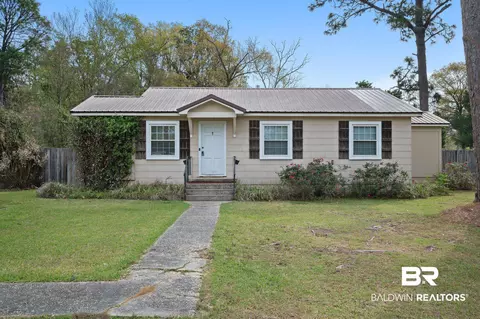 1102 White Ave, Bay Minette, AL 36507