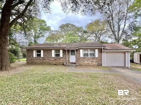 143 Santa Rosa Rd, Cantonment, FL 32533