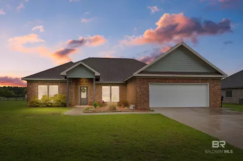 25875 Barbi Ln, Elberta, AL 36530
