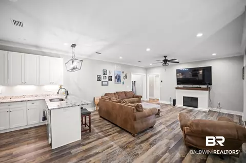 25875 Barbi Ln, Elberta, AL 36530 photo 9