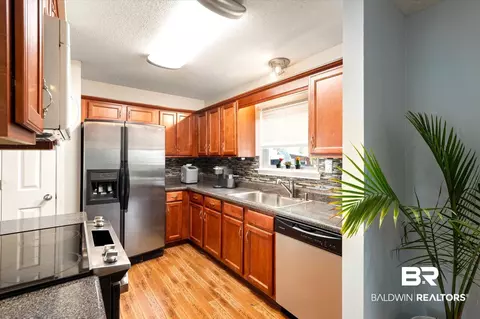 9621 N Spring Meadow Dr, Mobile, AL 36695 photo 8