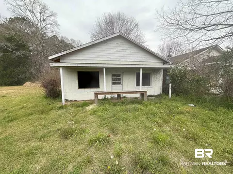 1166 Military Rd, Mount Vernon, AL 36560