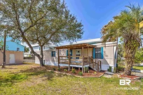 5699 Armadillo Ave, Orange Beach, AL 36561