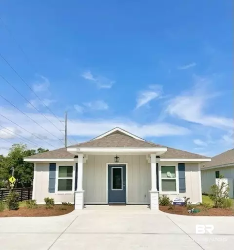 1116 S Bay St, Foley, AL 36535