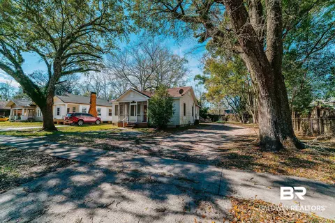 512 Williams St, Mobile, AL 36606 photo 4