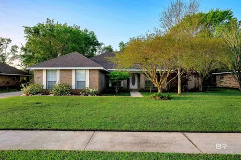 165 Pemberton Loop, Fairhope, AL 36532