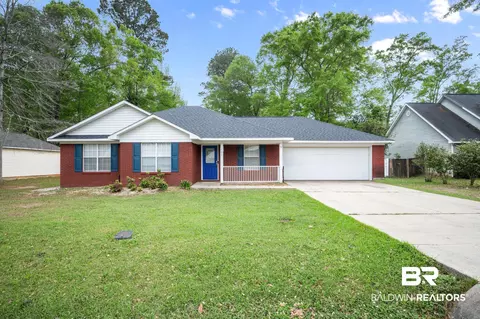 701 W 8th St, Bay Minette, AL 36507