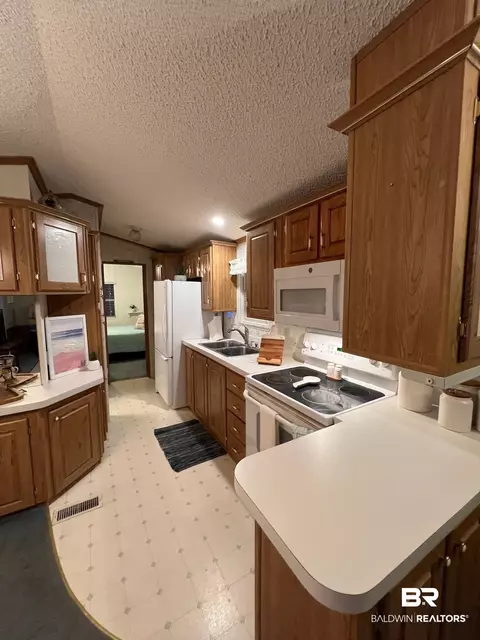 518 Elberta Loop, Lillian, AL 36549 photo 8