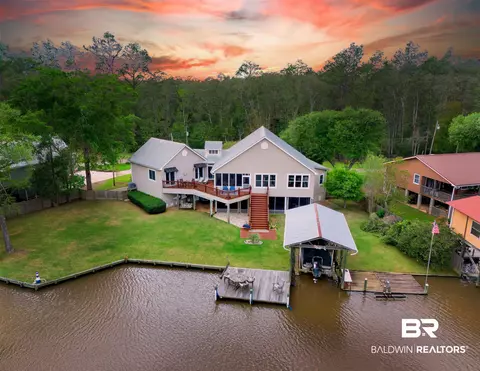 16572 E Keeney Dr, Fairhope, AL 36532