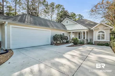11 Baywalk Dr, Gulf Shores, AL 36542