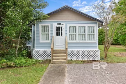 18312 Brewton St, Robertsdale, AL 36567