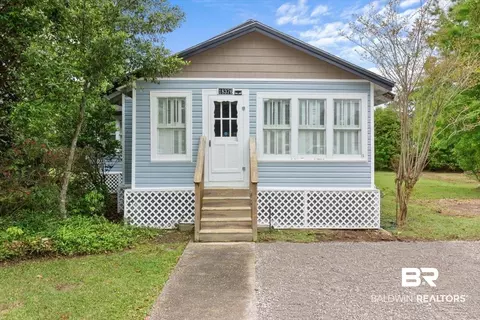 18312 Brewton St, Robertsdale, AL 36567