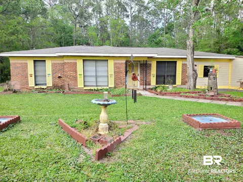 5850 Heritage Dr, Bon Secour, AL 36511