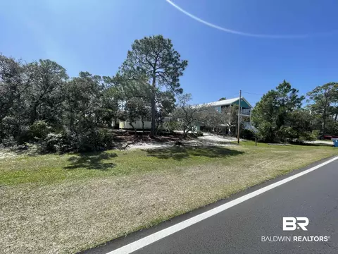 207 Windmill Ridge Rd, Gulf Shores, AL 36542