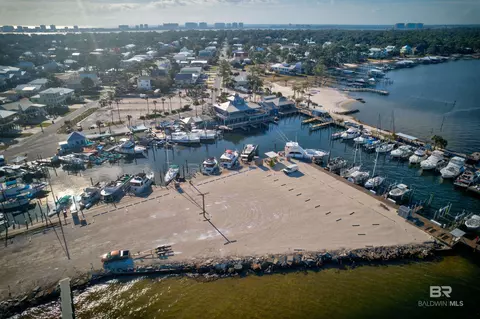 View/Area - 5525 Wolfhead Ave, Orange Beach, AL 36561 photo 3 of 6