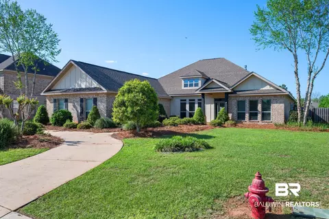 9815 Bellaton Ave, Daphne, AL 36526