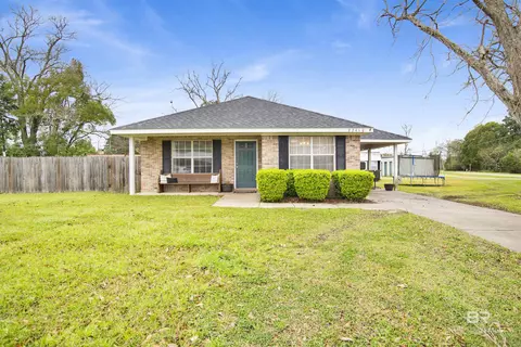 22410 St Paul St, Robertsdale, AL 36567