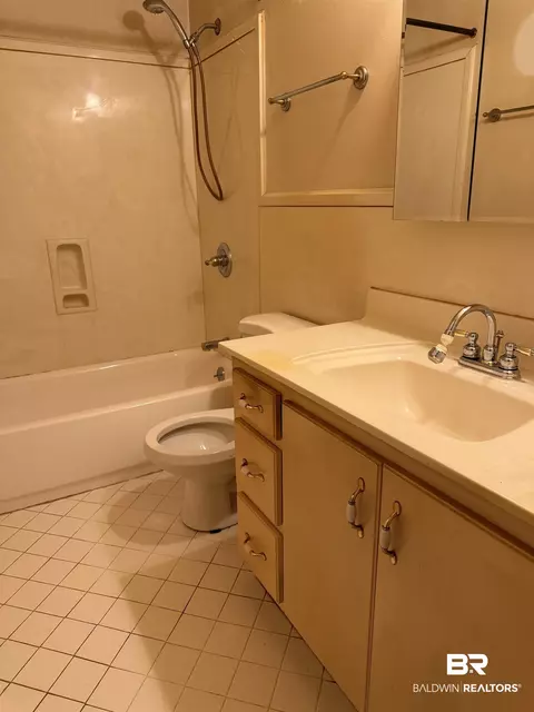 607 W Lee St, Chickasaw, AL 36611 photo 10