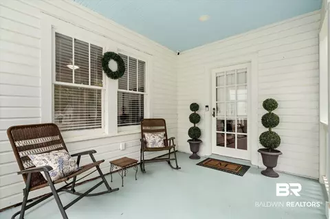 112 Crenshaw St, Mobile, AL 36606 photo 3