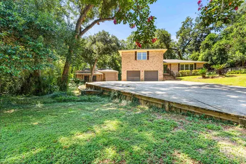 606 Fairhope Ave, Fairhope, AL 36532