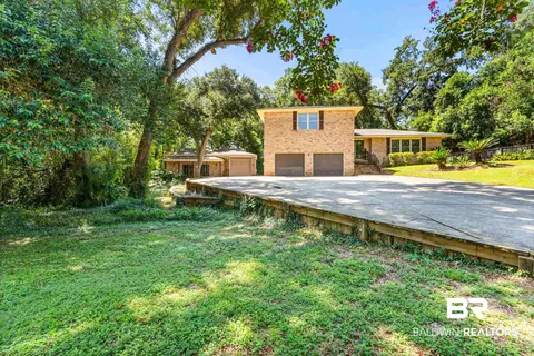 606 Fairhope Ave, Fairhope, AL 36532