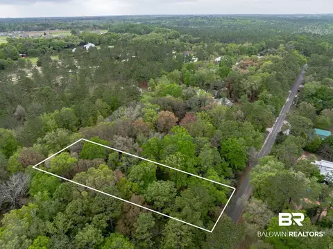 18811 Highland Dr, Fairhope, AL 36532