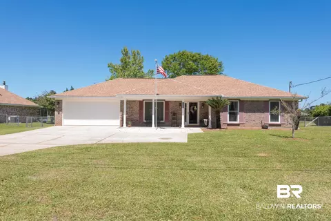 33895 Rosalia Ave, Lillian, AL 36549