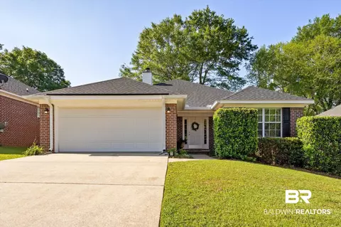 7520 Avery Ln, Daphne, AL 36526