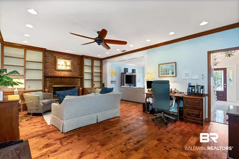 5700 S Regency Ct, Mobile, AL 36609 photo 13
