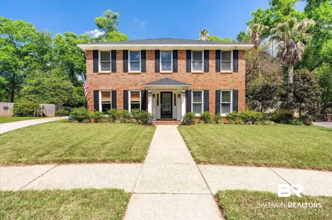 5700 S Regency Ct, Mobile, AL 36609